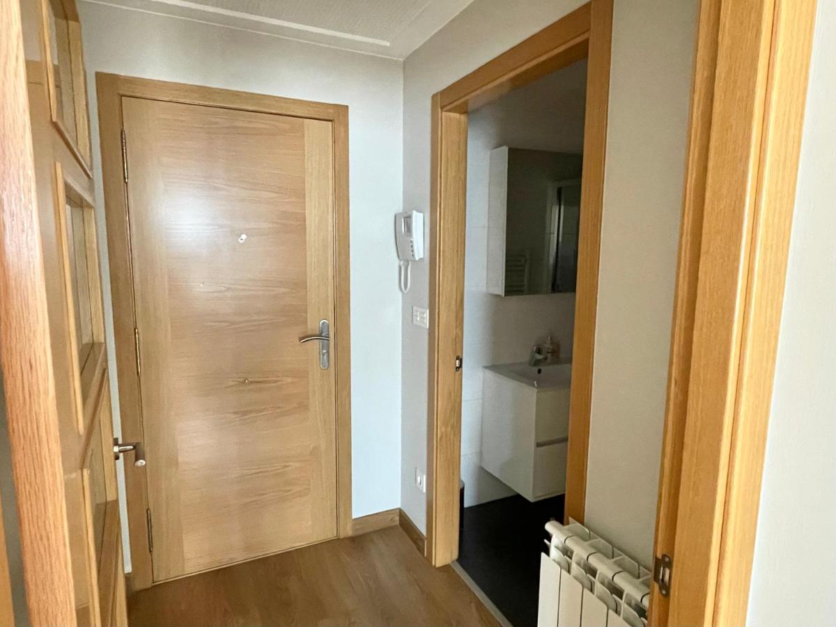 Estudio Centrico 1 Con Terraza Y Parking Privado Ourense Exteriör bild