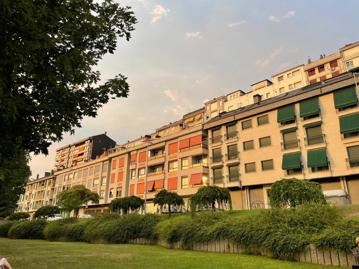 Estudio Centrico 1 Con Terraza Y Parking Privado Ourense Exteriör bild