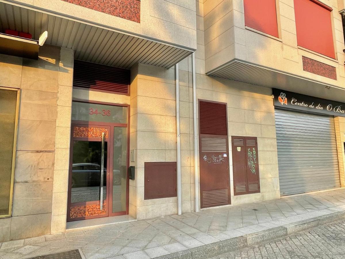 Estudio Centrico 1 Con Terraza Y Parking Privado Ourense Exteriör bild