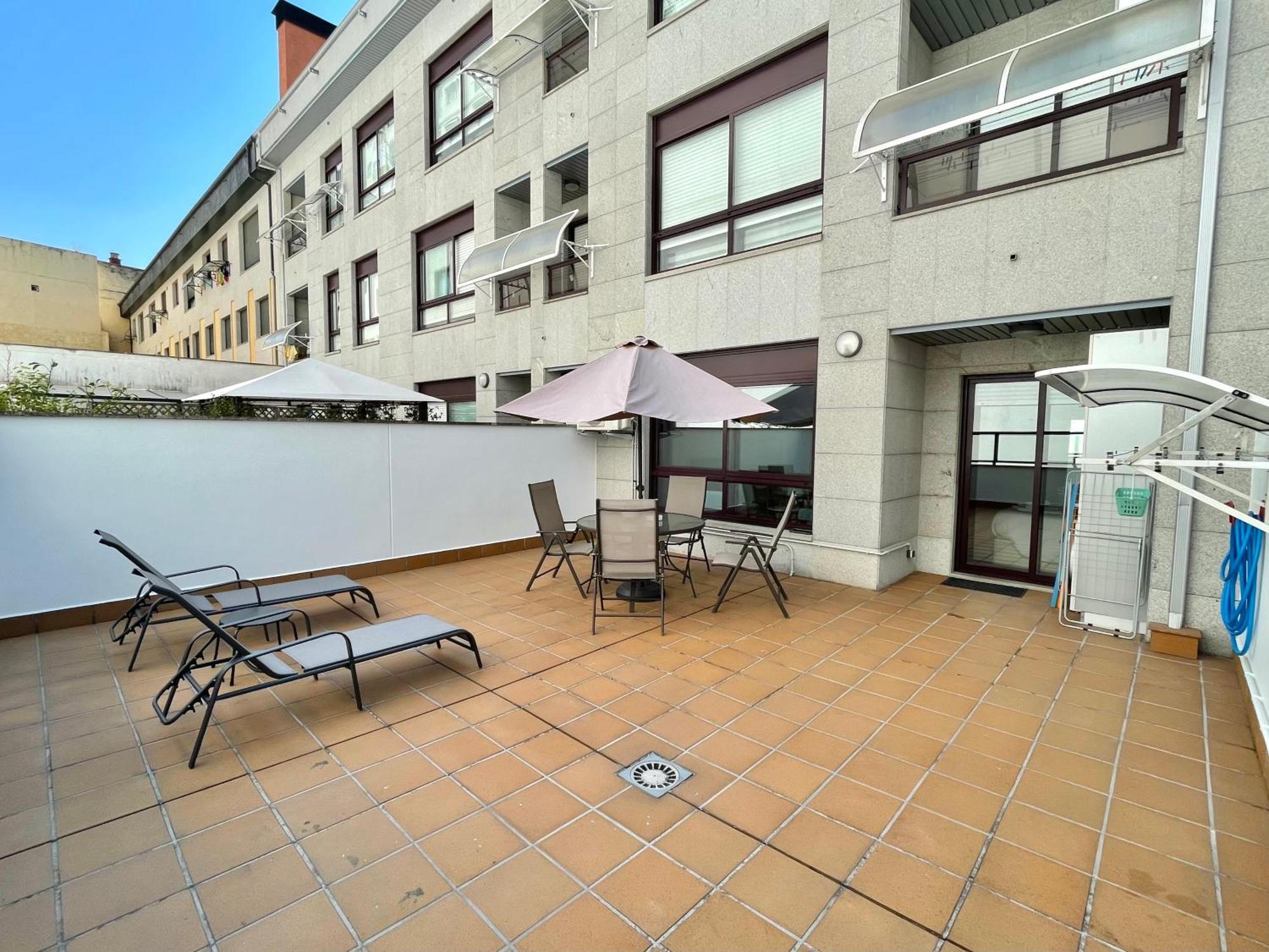 Estudio Centrico 1 Con Terraza Y Parking Privado Ourense Exteriör bild